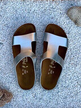 Metallic silver Birkenstock Papillio buckleless sandals